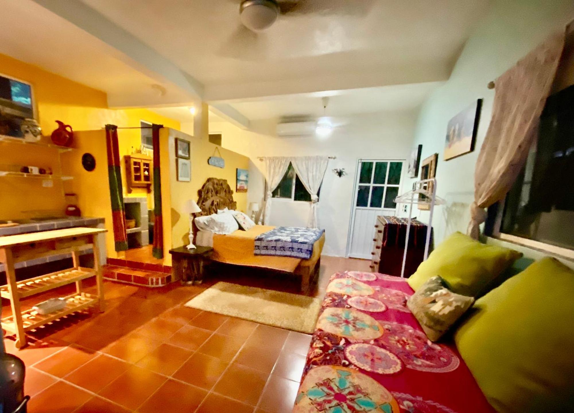Casa Cereza Apartments 푸에르토 발라타 외부 사진